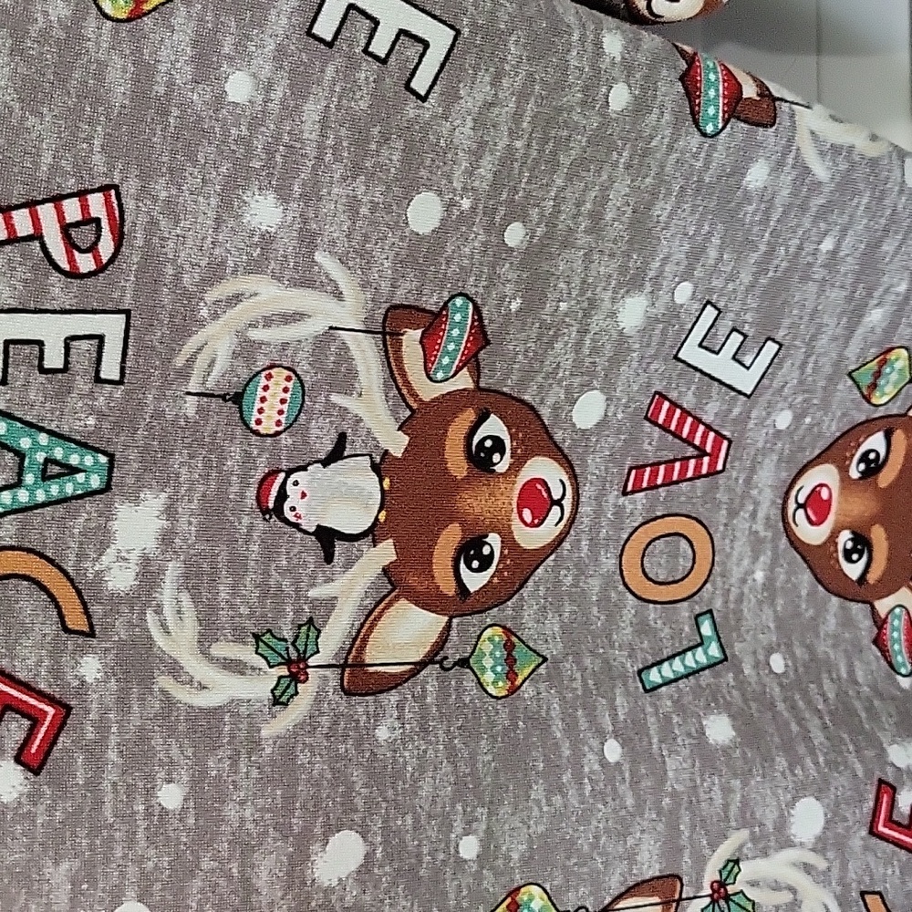 No Boundaries Women's Festive Reindeer Gray Fleece Lined Leggings - Picture 3 of 5